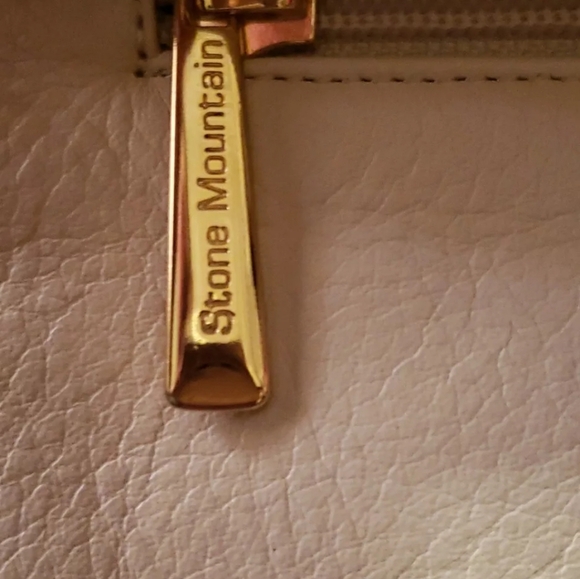 Stone Mountain Cream Leather Double Handle Compartments Zipped Purse Coin Wallet - Picture 3 of 7